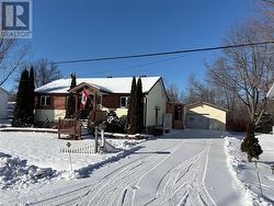 27 Tilley St.  Killarney, ON P0M 2A0