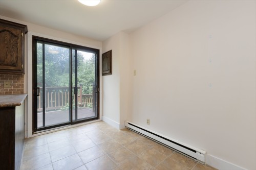 Cuisine - 574 Boul. Neptune, Dorval, QC - Indoor Photo Showing Other Room