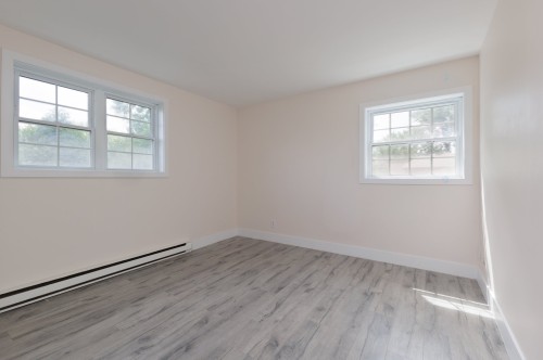 Chambre à coucher principale - 574 Boul. Neptune, Dorval, QC - Indoor Photo Showing Other Room