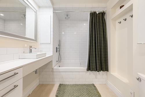 Bathroom - 102-4253 Rue De Richelieu, Montréal (Le Sud-Ouest), QC - Indoor Photo Showing Bathroom