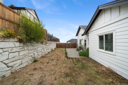 2532 Obsidian Pl, Langford, BC 