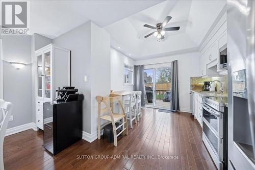 11 Bowie Avenue, Toronto, ON - Indoor Photo Showing Kitchen With Upgraded Kitchen