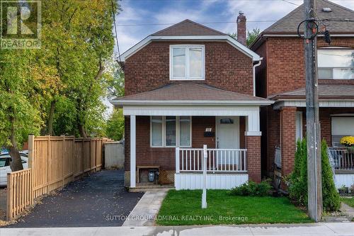 11 Bowie Avenue, Toronto, ON - Outdoor With Deck Patio Veranda