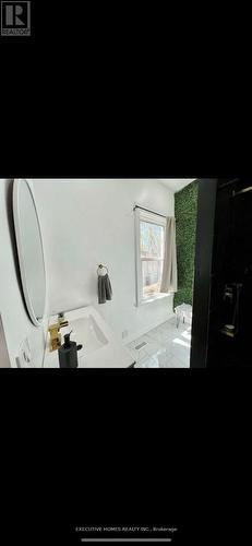 650 Oxford Street E, London East, ON - 