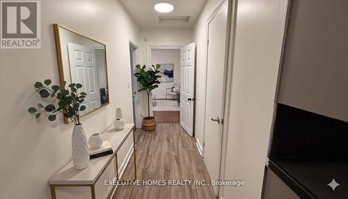 650 Oxford Street E, London East, ON - Indoor Photo Showing Other Room