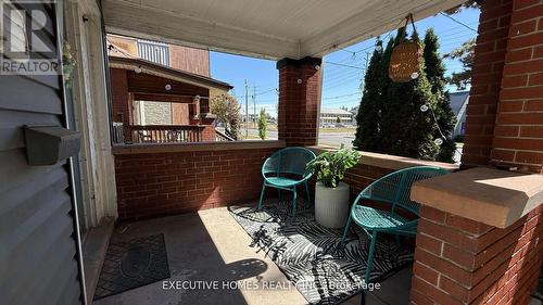 650 Oxford Street E, London East, ON - Outdoor With Exterior