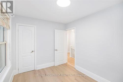 8 Leeds Street, Hamilton, ON - Indoor Photo Showing Other Room