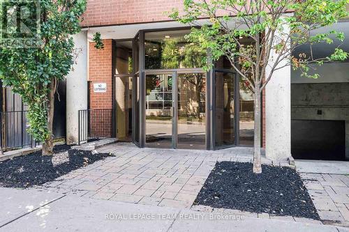 504 - 154 Nelson Street, Ottawa, ON - Outdoor