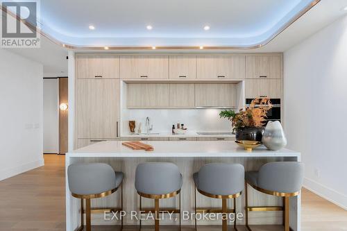 418 - 399 Royal Orchard Boulevard, Markham, ON - Indoor