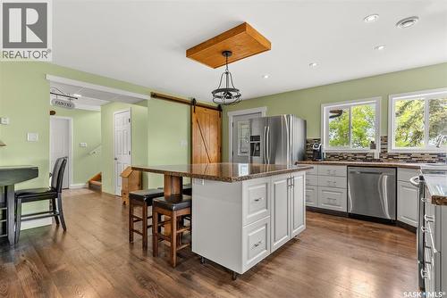 225 3Rd Street E, Regina Beach, SK - Indoor