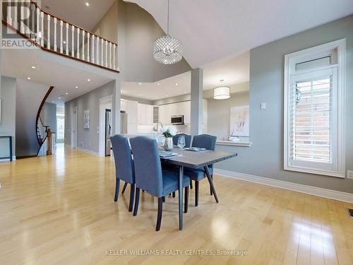 29 Tucker Court, Aurora, ON - Indoor Photo Showing Dining Room