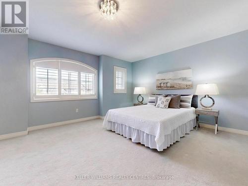 29 Tucker Court, Aurora, ON - Indoor Photo Showing Bedroom