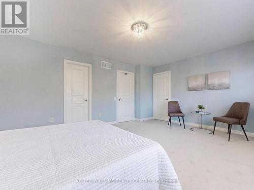 29 Tucker Court, Aurora, ON - Indoor Photo Showing Bedroom