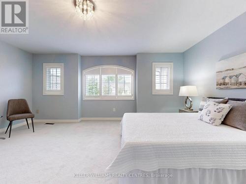 29 Tucker Court, Aurora, ON - Indoor Photo Showing Bedroom