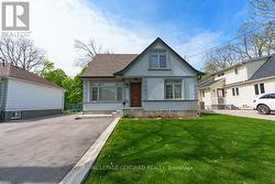5 MURRAY STREET W  Brampton, ON L6X 1R6