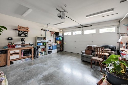 3445 Hopwood Pl, Colwood, BC 