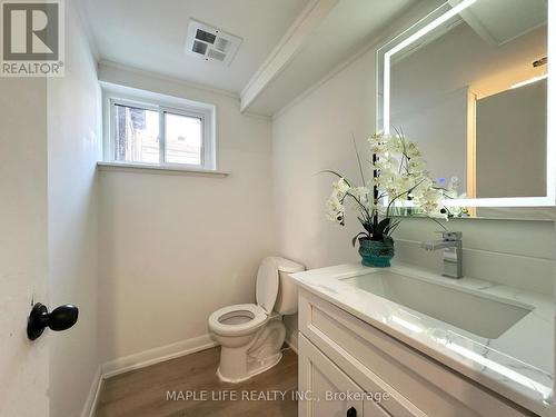Bsmt - 15 Nymark Avenue, Toronto, ON - Indoor Photo Showing Bathroom