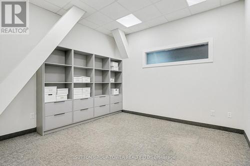 33 - 5250 Solar Drive, Mississauga, ON 