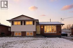 93 WELLINGTON Street  Welland, ON L3B 1B2