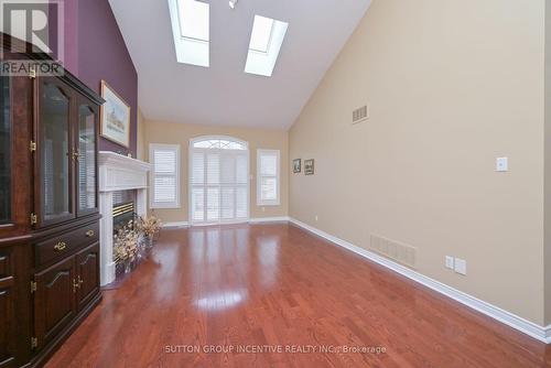 22 - 4 Belair Place, New Tecumseth, ON - Indoor Photo Showing Other Room