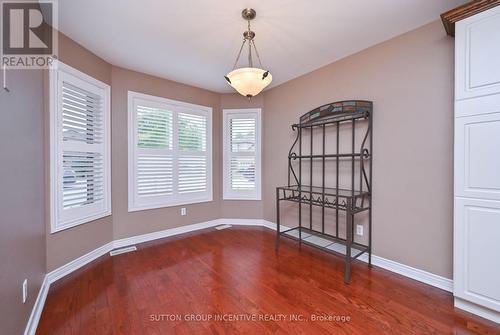 22 - 4 Belair Place, New Tecumseth, ON - Indoor Photo Showing Other Room