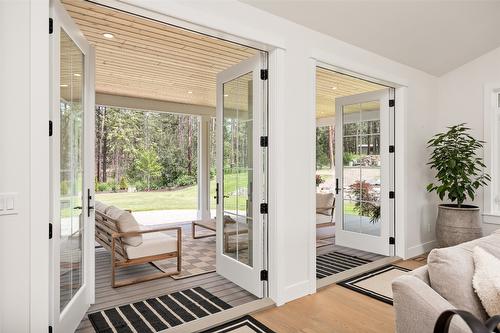 4135 June Springs Road, Kelowna, BC - 