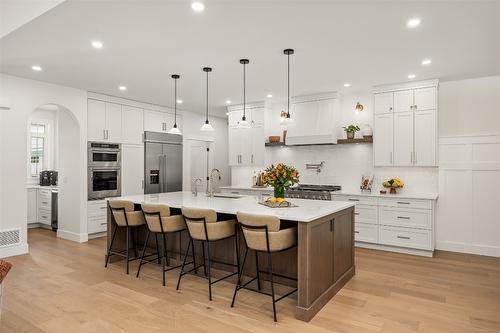 4135 June Springs Road, Kelowna, BC - Indoor