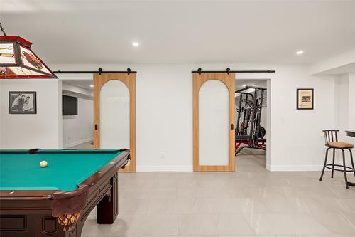 4135 June Springs Road, Kelowna, BC - Indoor Photo Showing Other Room