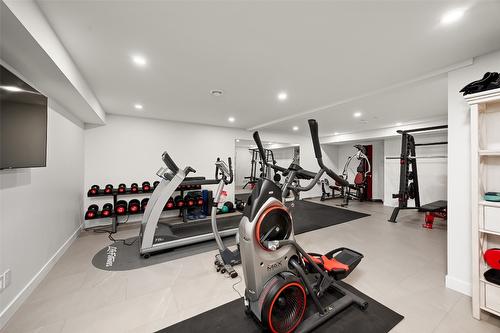 4135 June Springs Road, Kelowna, BC - Indoor Photo Showing Gym Room