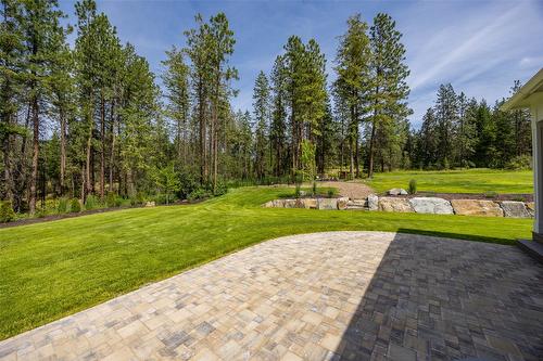 4135 June Springs Road, Kelowna, BC - Outdoor