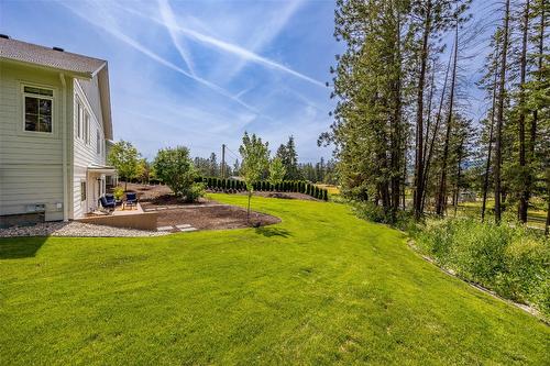 4135 June Springs Road, Kelowna, BC - Outdoor