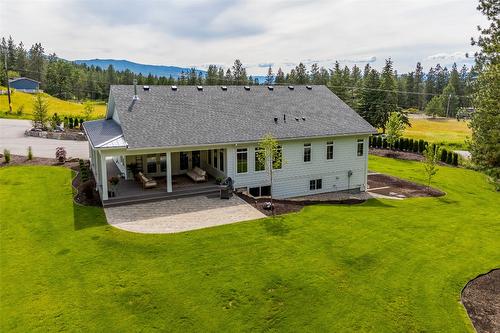 4135 June Springs Road, Kelowna, BC - Outdoor