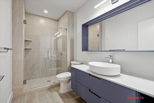 4621 Fordham Road, Kelowna, BC - Indoor Photo Showing Bathroom