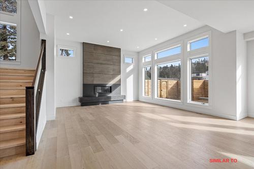 4621 Fordham Road, Kelowna, BC - Indoor With Fireplace