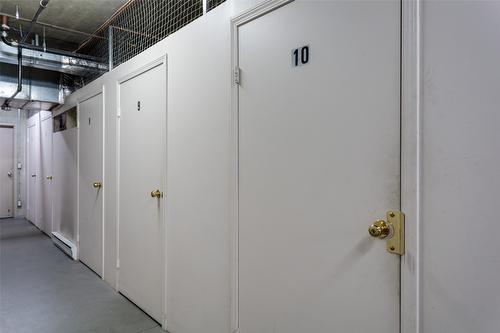 302-2130 Vasile Road, Kelowna, BC -  With Exterior