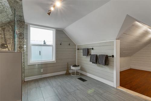 1505 32 Avenue, Vernon, BC - Indoor