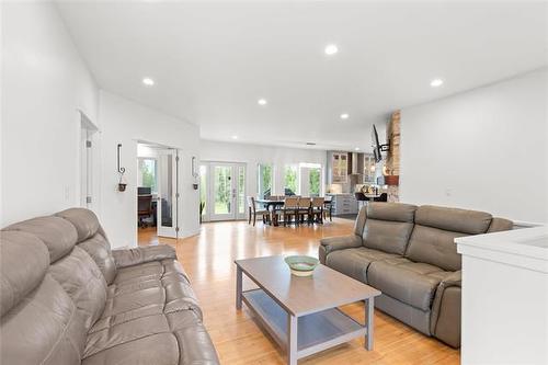 59000 Queens Valley 42E Rd, Anola, MB 