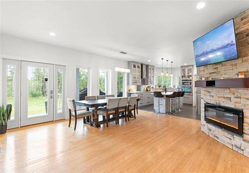 59000 Queens Valley 42E Rd, Anola, MB 