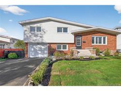 100 Dickson BLVD  Moncton, NB E1E 2P8