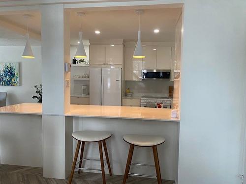 Cuisine - 29 Av. Turcot, Saint-Sauveur, QC - Indoor Photo Showing Kitchen