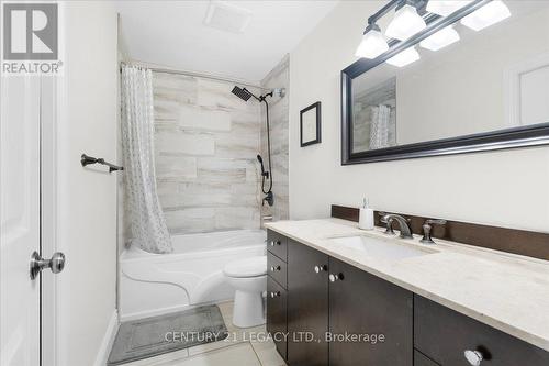 3 Nelson Avenue, Kitchener, ON - Indoor Photo Showing Bathroom