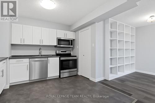 Here see theKitchen Virtually & shelves emptied - 901 - 200 Bay Street, Ottawa, ON - Indoor Photo Showing Kitchen