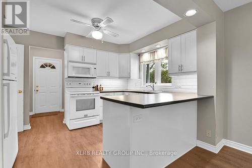 12 John Sidney Crescent, Ottawa, ON - Indoor Photo Showing Kitchen