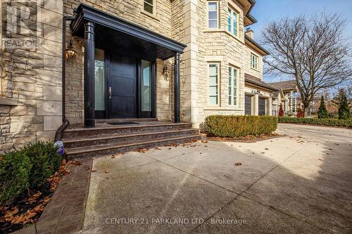 16 Flatbush Avenue, Vaughan, ON - Outdoor With Facade