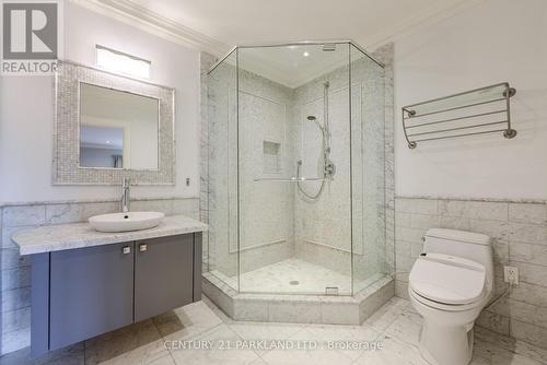 16 Flatbush Avenue, Vaughan, ON - Indoor Photo Showing Bathroom