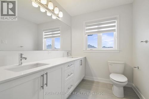 534 Corretto Place, Ottawa, ON - Indoor Photo Showing Bathroom