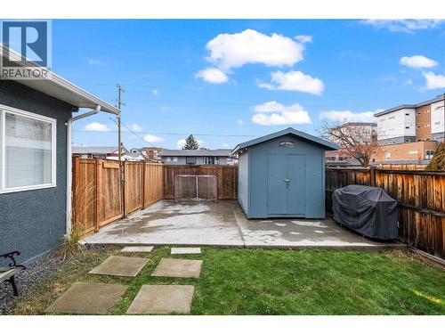 610 Balmoral Road, Kelowna, BC - Outdoor With Exterior