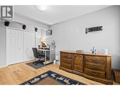 610 Balmoral Road, Kelowna, BC - Indoor Photo Showing Office