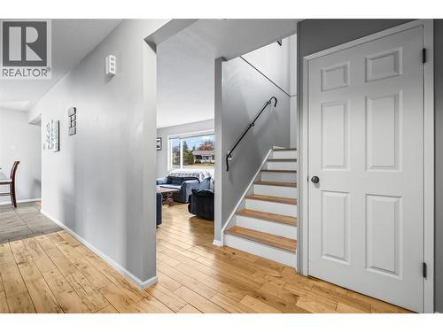 610 Balmoral Road, Kelowna, BC - Indoor Photo Showing Other Room