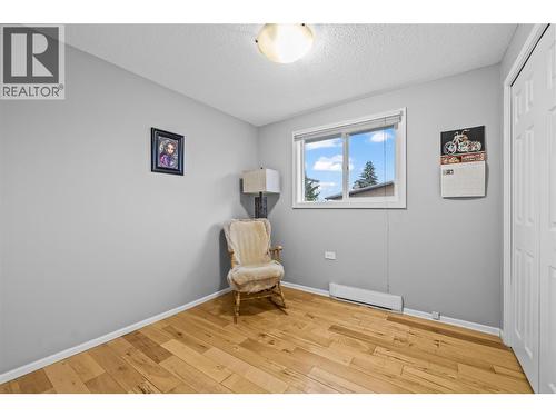 610 Balmoral Road, Kelowna, BC - Indoor